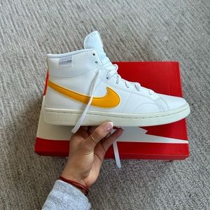NEVER WORN- Nike Court Royale Mid - Sz 8